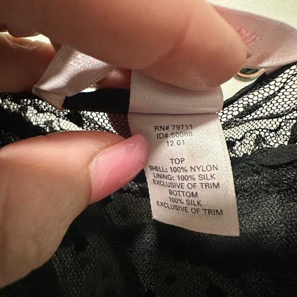 Vintage Y2K 2001 Victorias Secret Black Mesh Babydoll Whimsigoth Nighty Size M - Picture 4 of 6